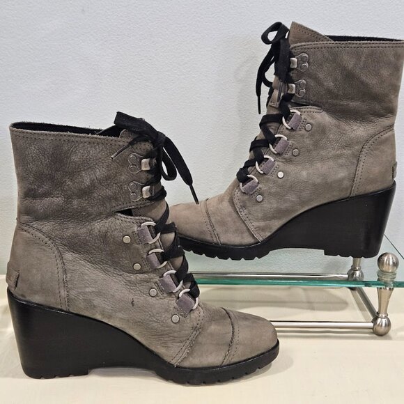 SOREL After Hours Wedge Heels Boots Women's Size 9 Taupe Gray Suede Lace Up - Picture 2 of 13